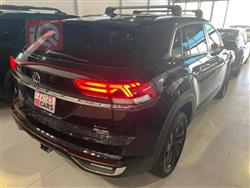 ڤۆڵکسواگن ئەتڵەس کرۆس سپۆرت